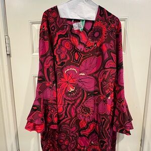 Trina Turk long sleeves dress. Retro print. Size XL. New w/ tags. Pinks & reds.
